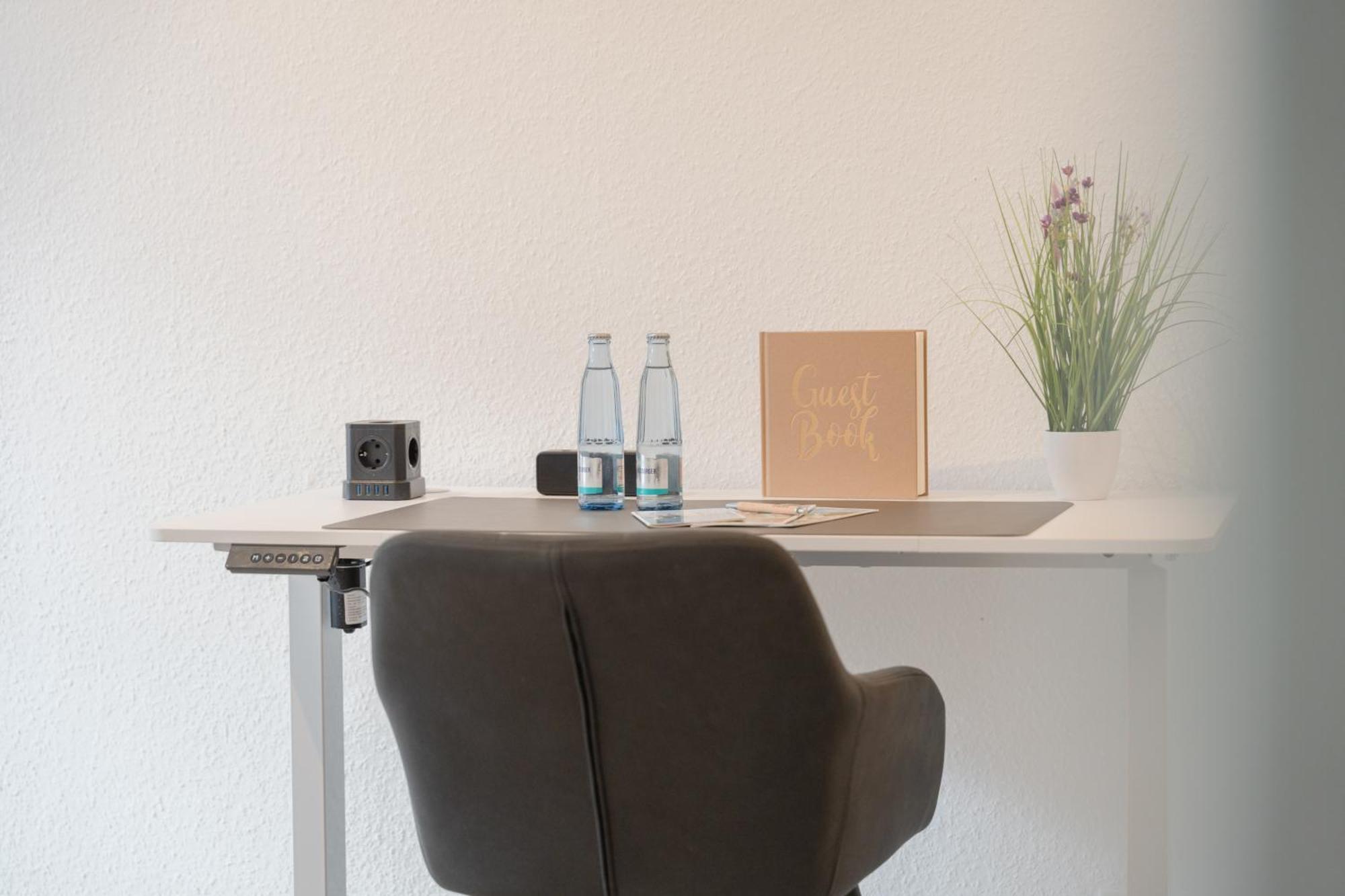 Modernes Apartment In Top Lage Komfortabel Eingerichtet Mit Arbeitsplatz Und Kueche - Geibelsuite Hanóver Exterior foto